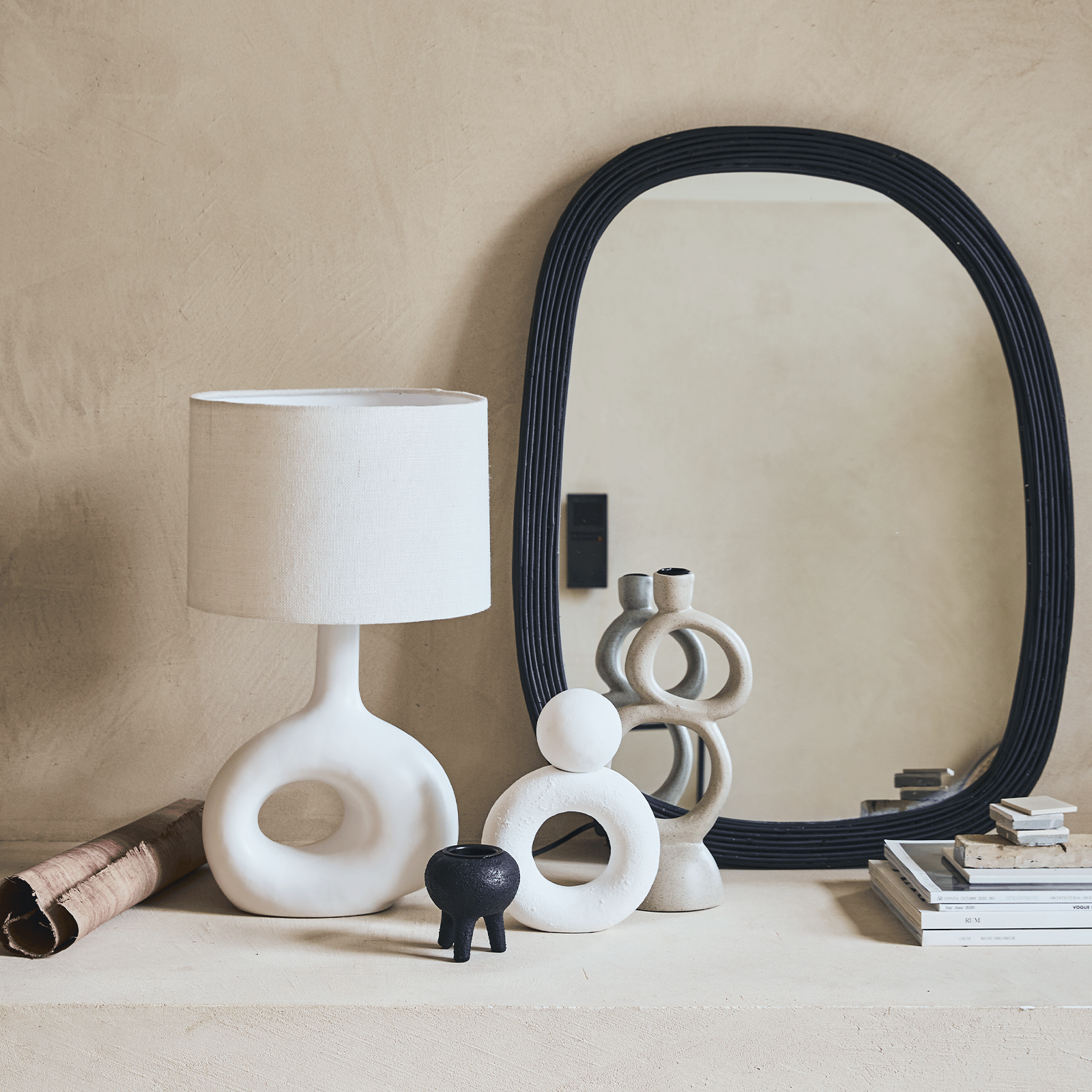 White decorative sculpture - single